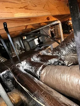 HVAC-Ductwork-Installation-During-Processs